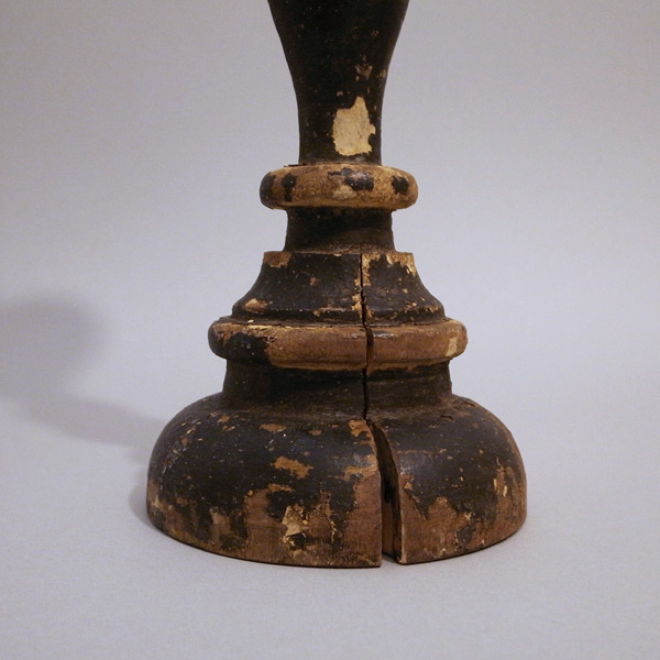 17世紀の木製燭台-ディティール3