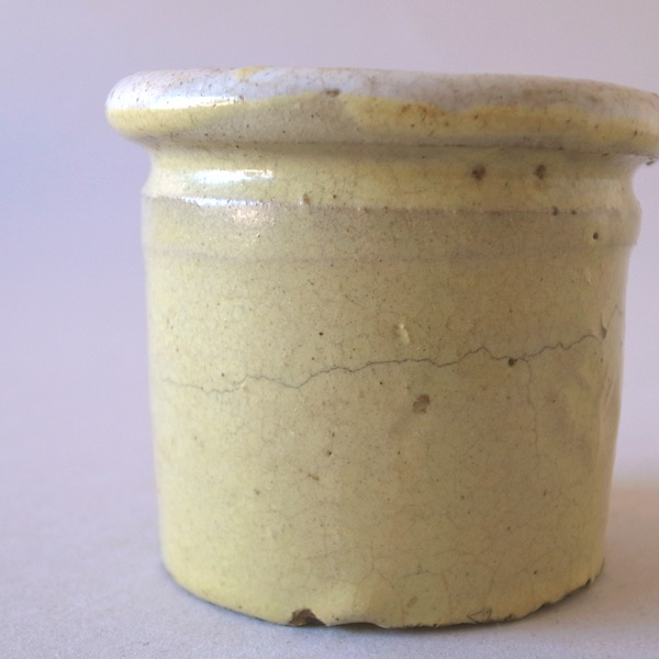 アンティーク 19世紀 黄釉薬 円筒容器 | 乳鉢 | ディティールのアップ