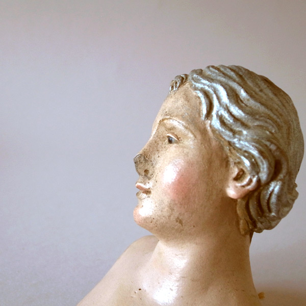 18世紀ナポリの女性人形-横顔