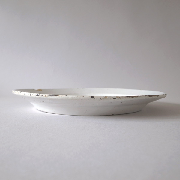 19世紀初期頃マヨリカ大皿(maiolica)2-全体横から