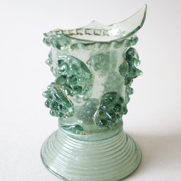 17世紀レーマー杯の一部-装飾の詳細アップ