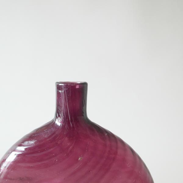 18世紀の扁壺瓶-口縁